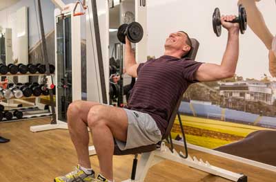 Koordinations- und Muskelaufbau mit Kurzhanteln